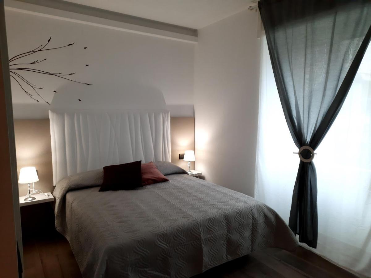 La Casa Del Capitano Apartment Леванто Екстериор снимка